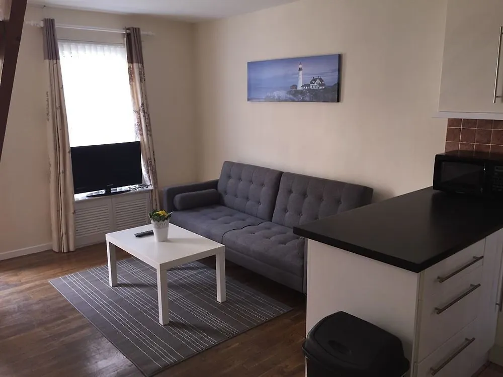 Queens Quarter Apartment Hugh St Belfast United Kingdom